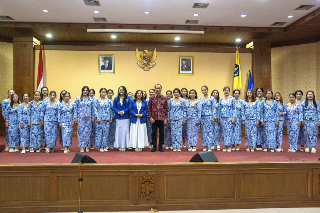 Pengukuhan dan Pelantikan Kepengurusan DPC IWAPI Kabupaten Badung